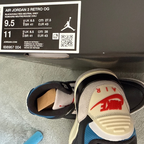 New Nike Air Jordan 3 retro sneaker - Picture 3 of 3